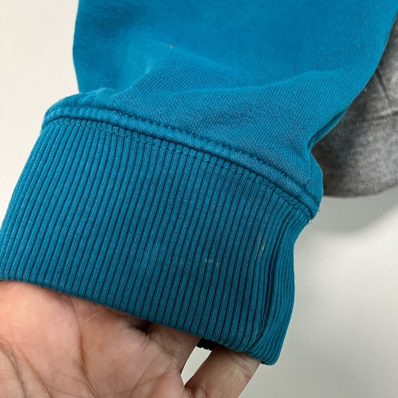 Quiksilver Men’s Raglan Sleeve Hoodie in Teal & Gray - Size Medium - Picture 3 of 16